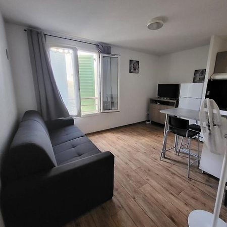 Appartamento studio refait à neuf Fréjus Esterno foto